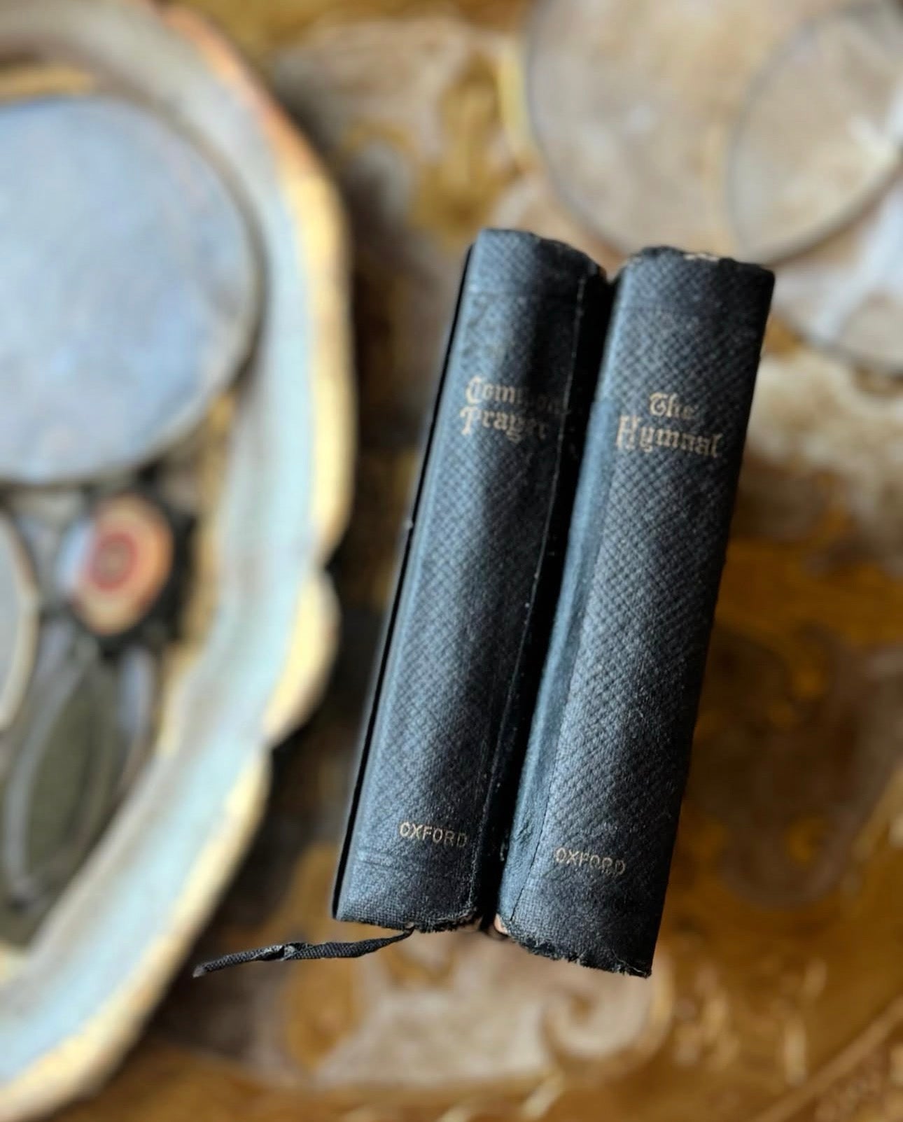 Miniature set from Oxford University Press ©️1898